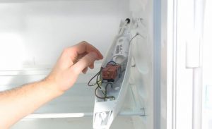 تعویض ترموستات یخچال ویرپول