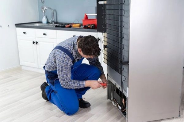چگونه نشتی گاز یخچال را پیدا کنیم؟