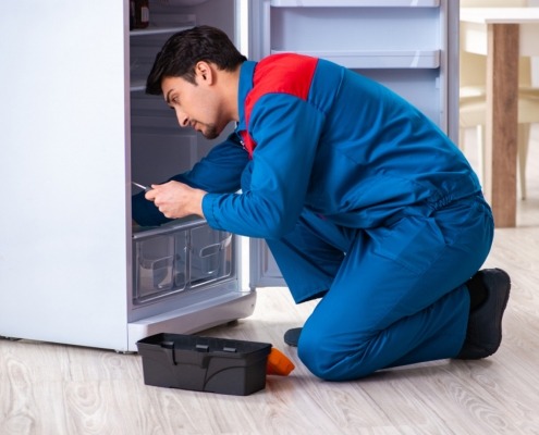 علت کار کردن بدون وقفه یخچال فریزر